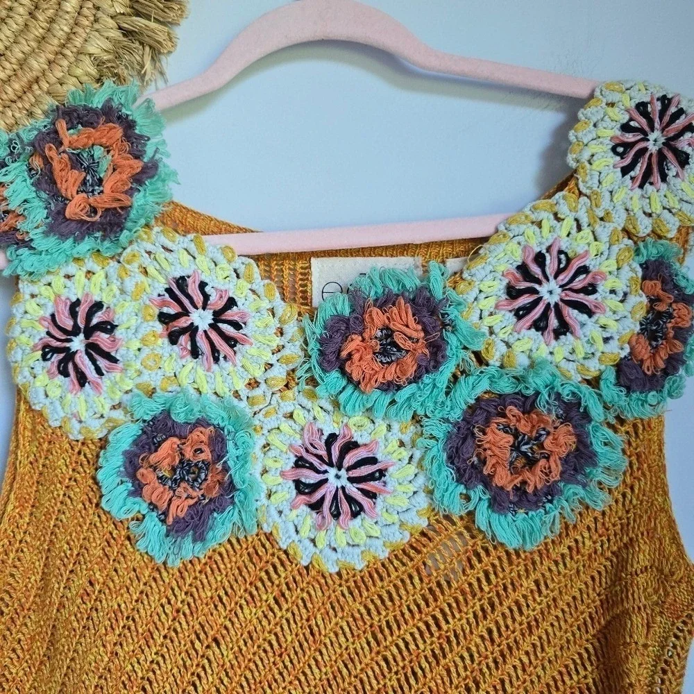 Anthropologie NEW EDIE Satsuma Pinwheel Floral Crochet Linen Knit Top SZ Large - Picture 7 of 11